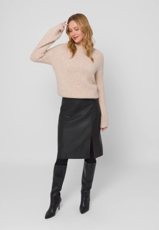 Czarna skórzana spódnica