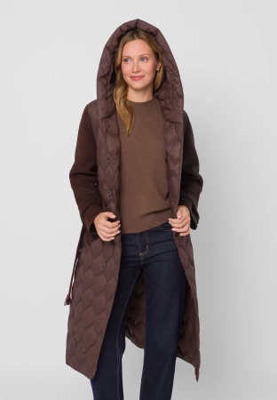 Brązowy pikowany płaszcz