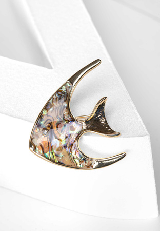 Kolorowa broszka w kształcie ryby