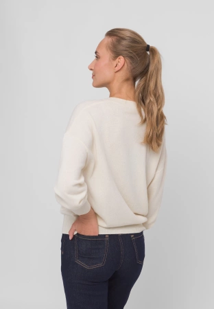 Kaszmirowy sweter w kolorze ecru