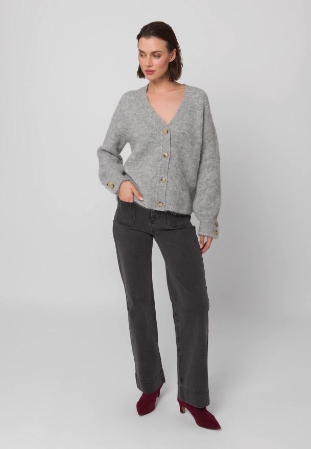 Szare jeansy z szeroką nogawką