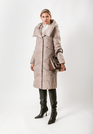 Beżowa kurtka z żakardowej tkaniny