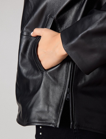 Skórzana kurtka z kapturem