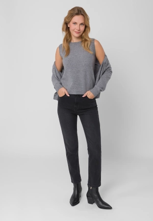 Szara bluzka na szerokich ramiączkach z kaszmirem