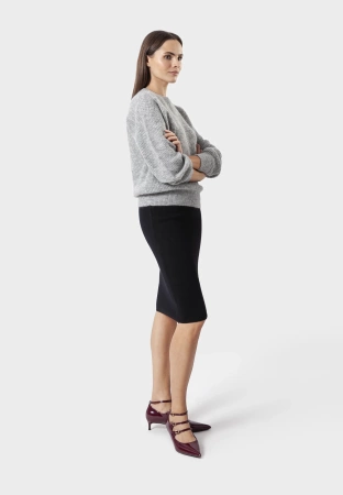 Czarna dzianinowa spódnica