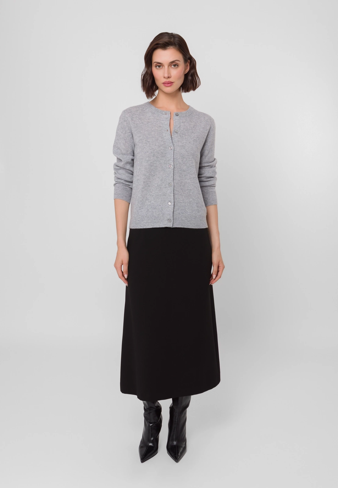 Długa trapezowa spódnica