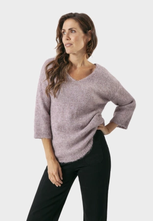 Sweter w serek z alpaką