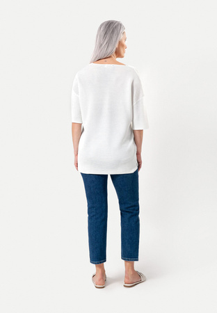 Biała bluzka oversize z prążkowanej dzianiny