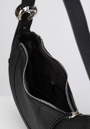 Czarna torebka na ramię ze skóry