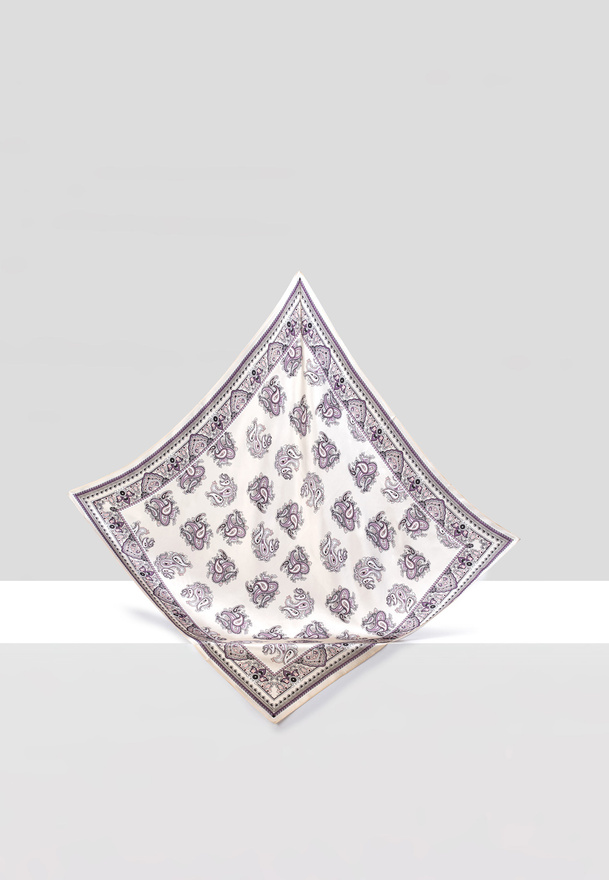 Jedwabna apaszka we wzór paisley