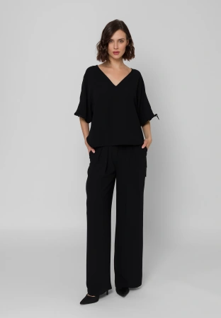 Czarne szerokie spodnie z zakładkami