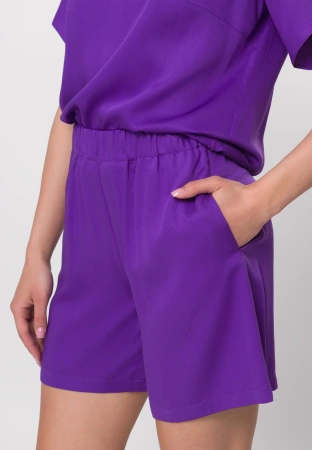 Fioletowe spodenki z wiskozy