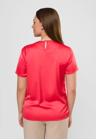 Koralowa satynowa bluzka z krótkim rękawem