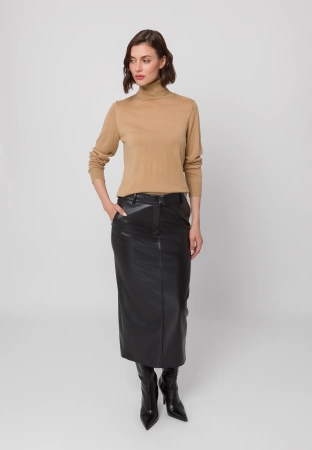 Cienki camelowy golf z wełną