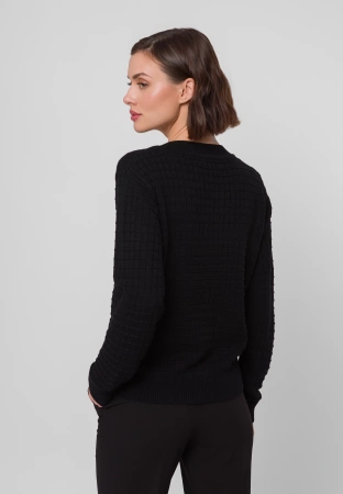 Czarny kardigan z charakterystyczną fakturą