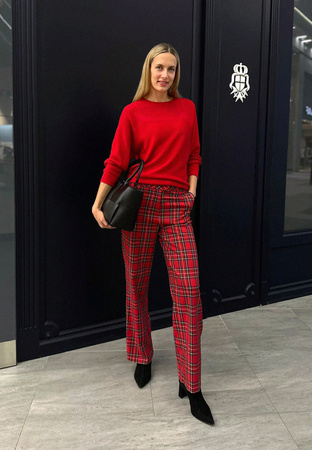 Szerokie spodnie w szkocką kratę