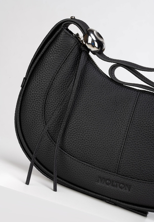 Czarna torebka na ramię ze skóry