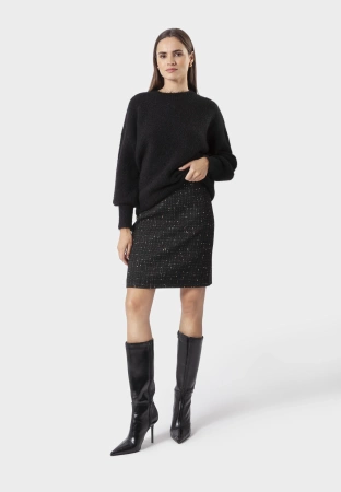 Prosta spódnica ze złotą nitką