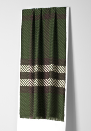 Elegancki szal w zielono-brązową kratę