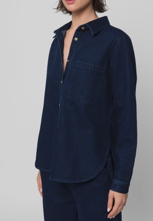 Granatowa jeansowa koszula zapinana na guziki