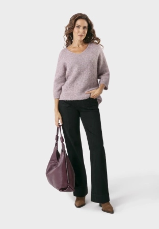 Czarne jeansy z szeroką nogawką