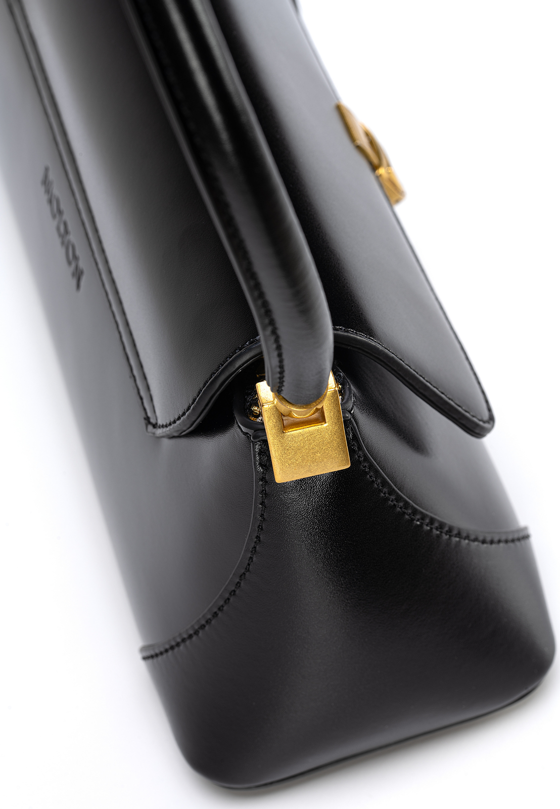 Czarna torebka do ręki