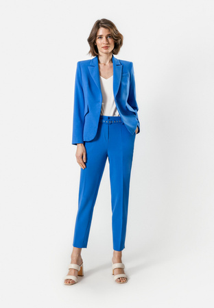 Niebieski taliowany żakiet z patkami