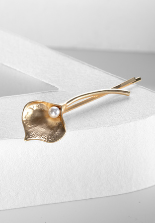 Biżuteryjna spinka krawatowa