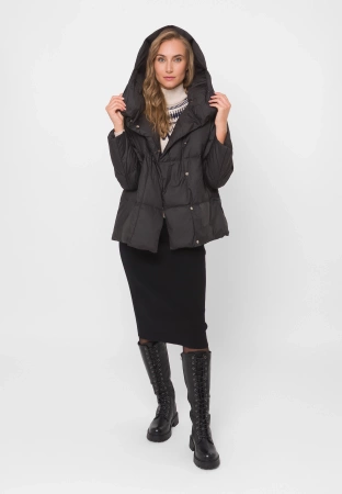 Czarna dzianinowa spódnica