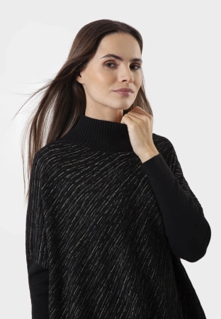 Czarna asymetryczna tunika z błyszczącą nitką