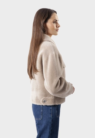 Krótkie beżowe futerko 100% wełna