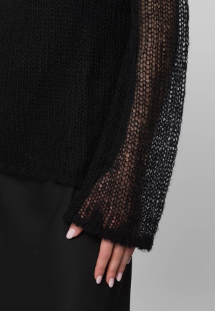 Lekki ażurowy sweter w kolorze czarnym