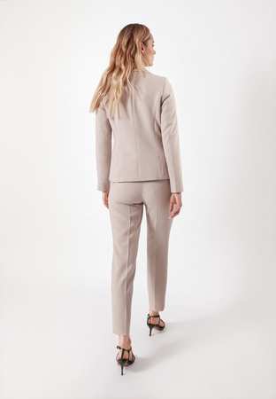 Beżowe cygaretki w kant