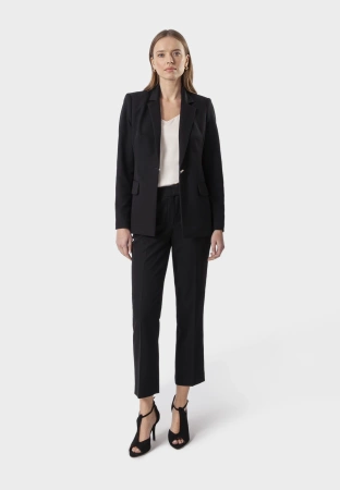 Długi żakiet na jeden guzik