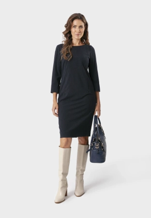 Granatowa sukienka w prążek z rękawem ¾