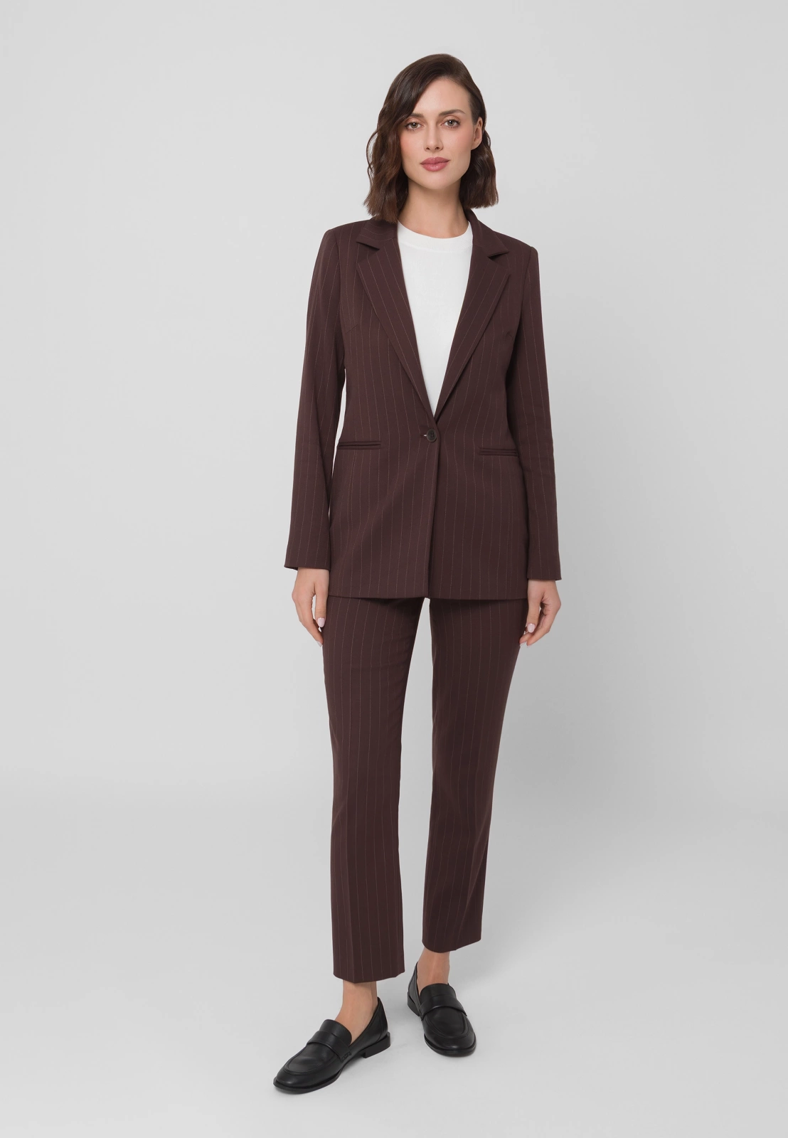 Brązowe cygaretki w prążek