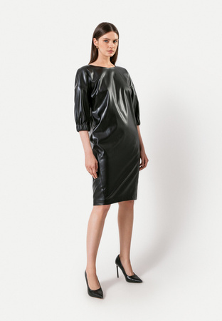 Czarna sukienka z ekoskóry