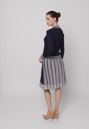 Granatowa plisowana spódnica z wiskozą