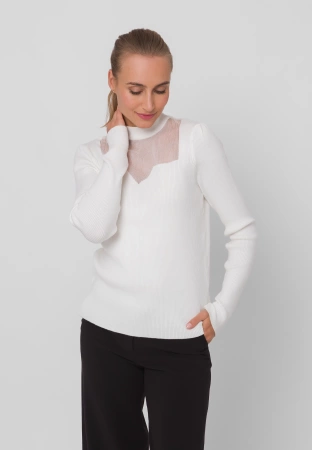 Ecru dzianinowy półgolf z ażurowym dekoltem