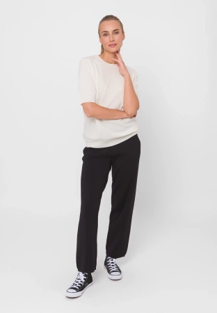 Czarne spodnie z dzianiny