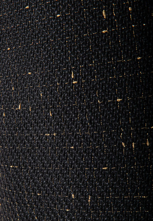 Prosta spódnica ze złotą nitką