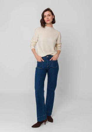 Ecru wełniany sweter z błyszczącymi drobinkami