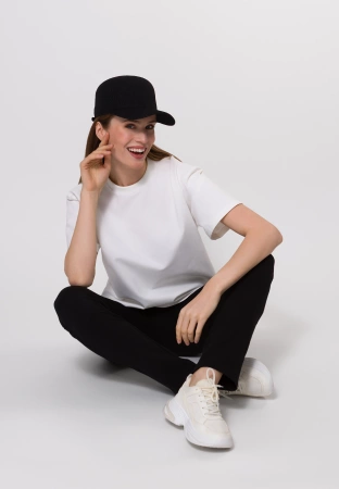 Biały t-shirt oversize