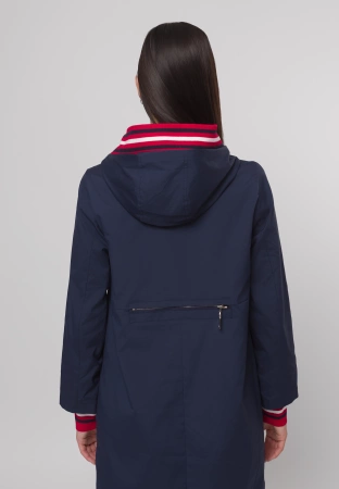 Granatowy płaszcz z czerwonymi ściągaczami