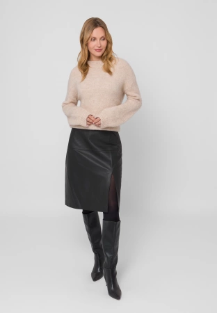 Beżowy sweter z alpaką