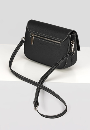 Czarna torebka z białymi przeszyciami