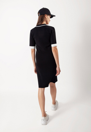 Czarna sportowa sukienka z kołnierzykiem polo