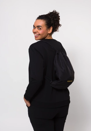 Czarna bawełniana bluza z aplikacją