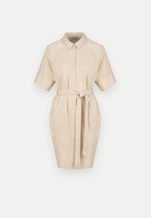 Beżowa sukienka w stylu koszulowym