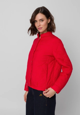 Czerwona pikowana kurtka